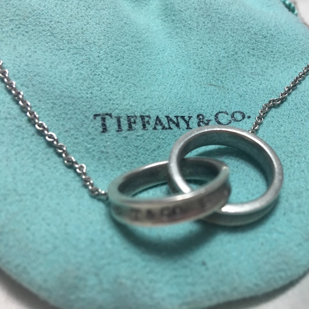 Tiffany interlocking circles necklace